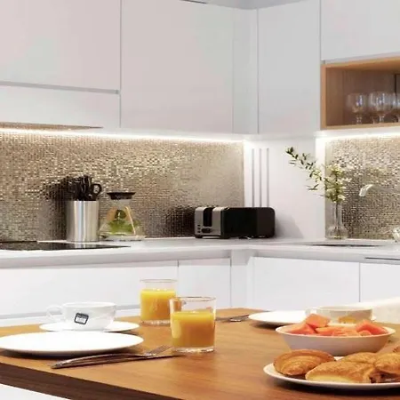 Appartamento Hanza Tower Family 20 & Pool & Jacussi *