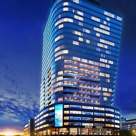 Hanza Tower Family 20 & Pool & Jacussi